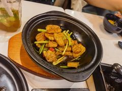 -荟廷·晶萃(陆家嘴尚悦湾店)