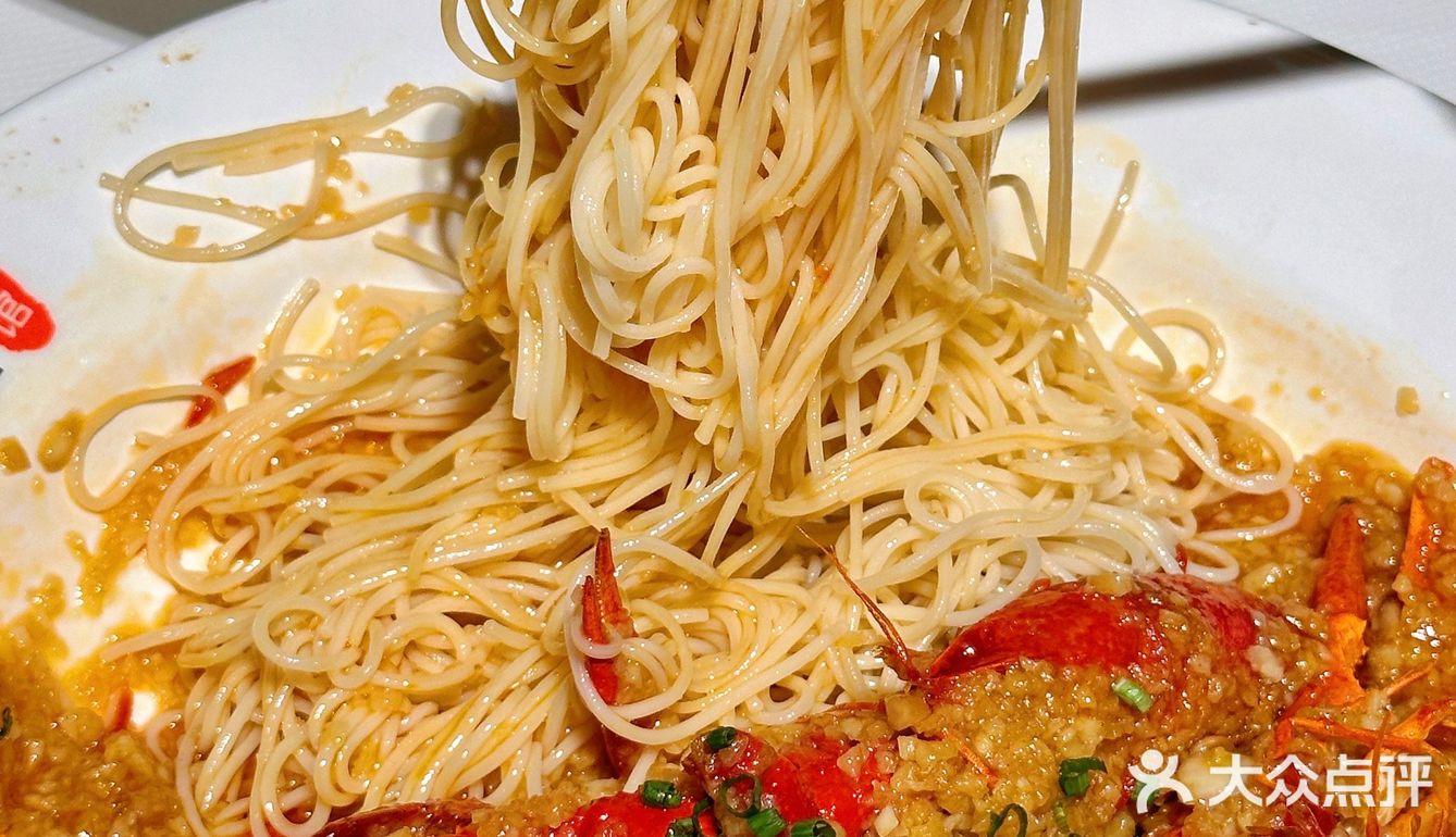 食悦围城真的吃了好多年 每次都很爱！店内装修好大气