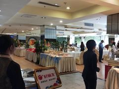 自助取餐区-静之湖湖畔餐厅