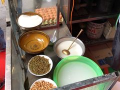 -清真老马家国华牛奶鸡蛋醪糟(正宁路店)