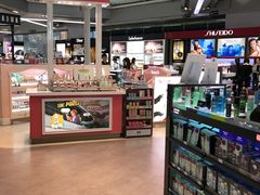 -日上免税店(三径路t3店)