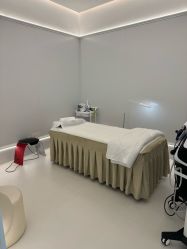 -苑苑vbeauty科技美容SPA