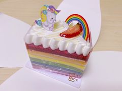彩虹酸奶蛋糕-85度C(青岛闽江路店)