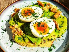 牛油果煮蛋吐司-RAC BAR(安福路店)