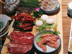 -明洞阿姨·韩式酱蟹烤肉·创意料理(三元桥店)