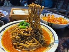 -蓝田九大碗民俗食府(蓝田店)