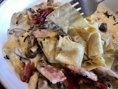 -ROAST coffee & eatery