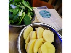 -月圆火锅(宁海东路二店)