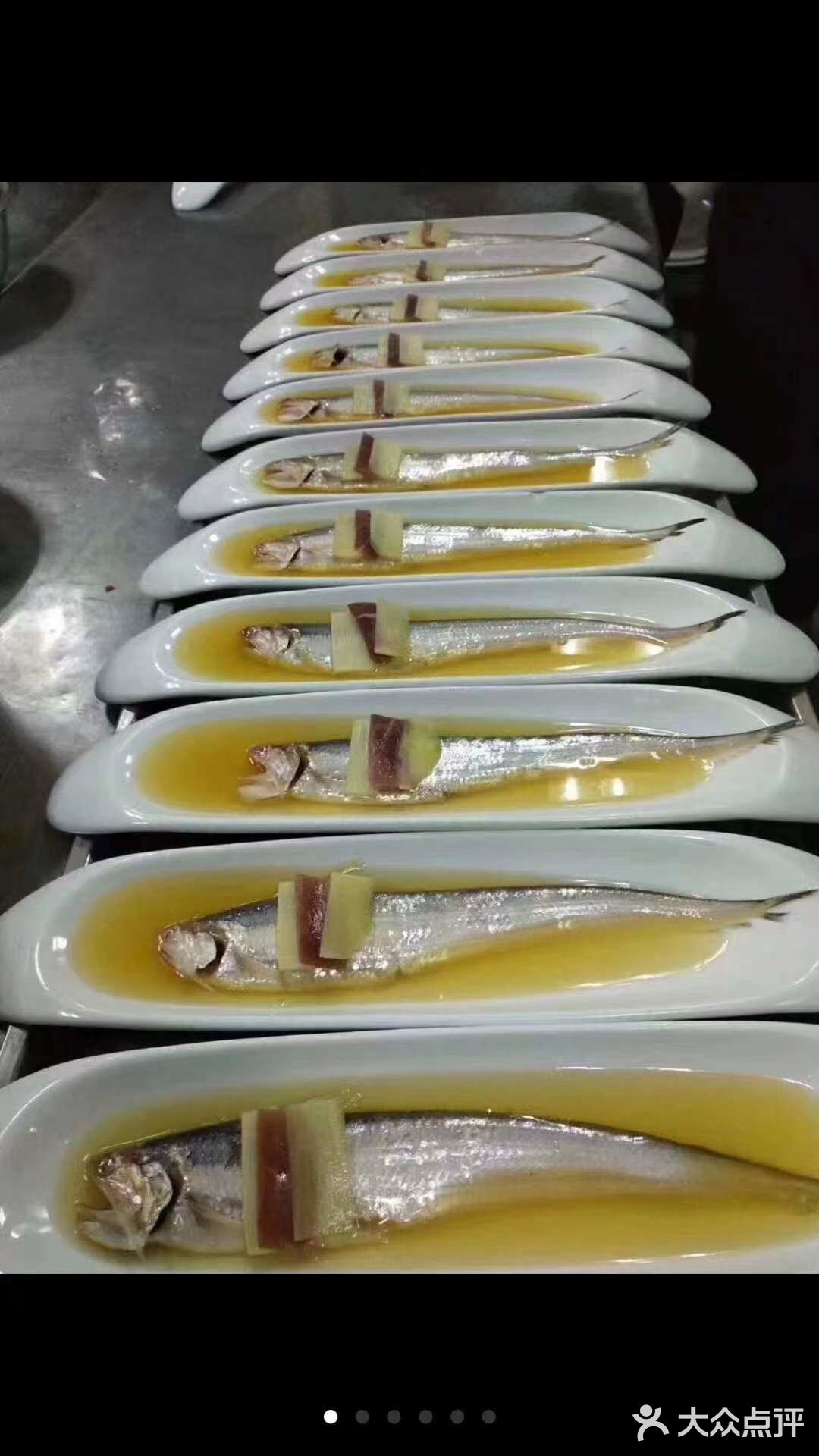 似尖刀，所以称刀鱼。太好吃了吧 #热门美食尝鲜笔记