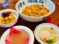 -李犟大爆鳝面·手工蟹黄包(湖滨西湖店)