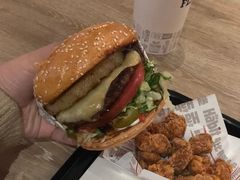 -The Habit Burger Grill 哈比特汉堡(复兴soho店)