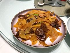 -八府香鸭·啫啫煲(华山路店)