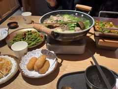 -川堂风·跷脚牛肉·乐山爆炒(宝山日月光店)