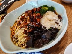 -哈啾嗨·新概念蒙餐(红星新城店)