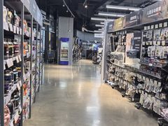 -迪卡侬(大英山店)