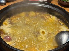 -一朵菌·野生菌探索家火锅(南亚店)