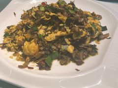 外婆菜炒鸡蛋-鲜塘宴·千岛湖大鲫鱼(南湖店)