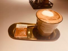 -阿妮叶李(光谷世界城店)