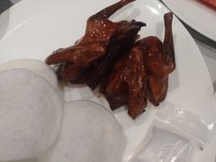 脆皮乳鸽-丰鲤楼•闽南茶楼(仟禧汇店)