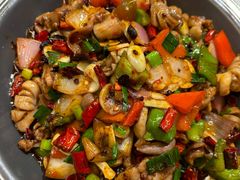 -老滇山寨•云南特色菜•地方菜•民族风情歌舞表演(金碧店)