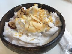 -津椰本·海南正宗椰奶清补凉(店一店)