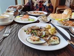 -天际餐厅(广州珠江新城假日酒店)