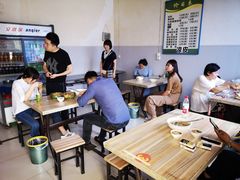 大堂-老潼关港口肉夹馍(秦东店)