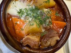 罐焖牛肉-老井俄式餐厅