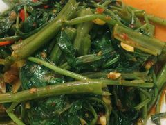 -明记烧鱼美味店