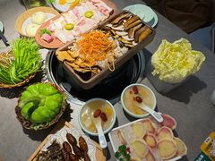 -野·大山里土鸡火锅(万科里店)