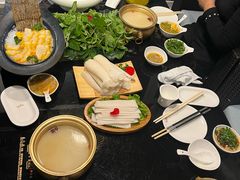 -慢丽江·云南野生菌土鸡锅(西山店)