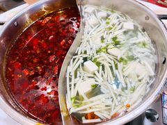 鸳鸯锅-活潑鲜跳(湖滨商业街店)