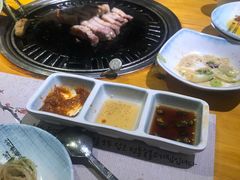 -唯成•韩国炭火烤肉 유성고기