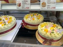 -花花卷卷·鲜食蛋糕(静安久光百货店)