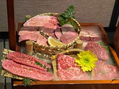 -山川小町·极番烧肉(新地假日广场店)