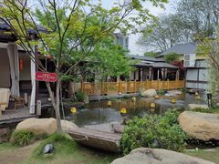 -湘力力小院·鱼汤泡饭(枫林路店)