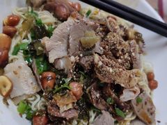 -阿阳牛腩腌面店