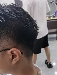 -藤野造型烫染接发