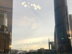 -港丽餐厅(高德置地店)