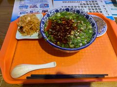 -伊穆祥牛肉面总店·清真