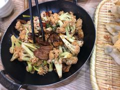 -乔家小院•本地小海鲜•非遗驴肉(万年泉路店)