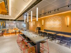 用餐区-麦当劳(苏州中心星悦汇店)