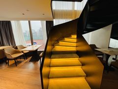 -爱舍海岸酒店(香港中路五四广场店)