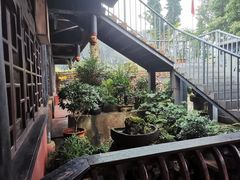 -峨眉山报国寺