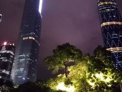 -广州周大福金融中心