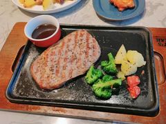 -必胜客(华邦银泰店)