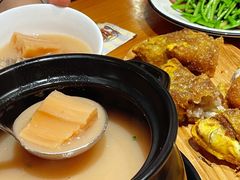 -莲餐厅·湖北菜·潜江小龙虾店(愚园路店)