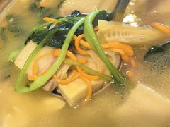 -玖鲜小笼(中山广场店)