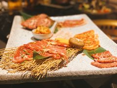 -山川小町·极番烧肉(新地假日广场店)