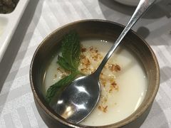 宫廷杏仁豆腐-四季民福烤鸭店(王府井灯市口店)